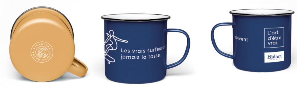 mugs personnalisés avec l'identité visuelle de Bidart